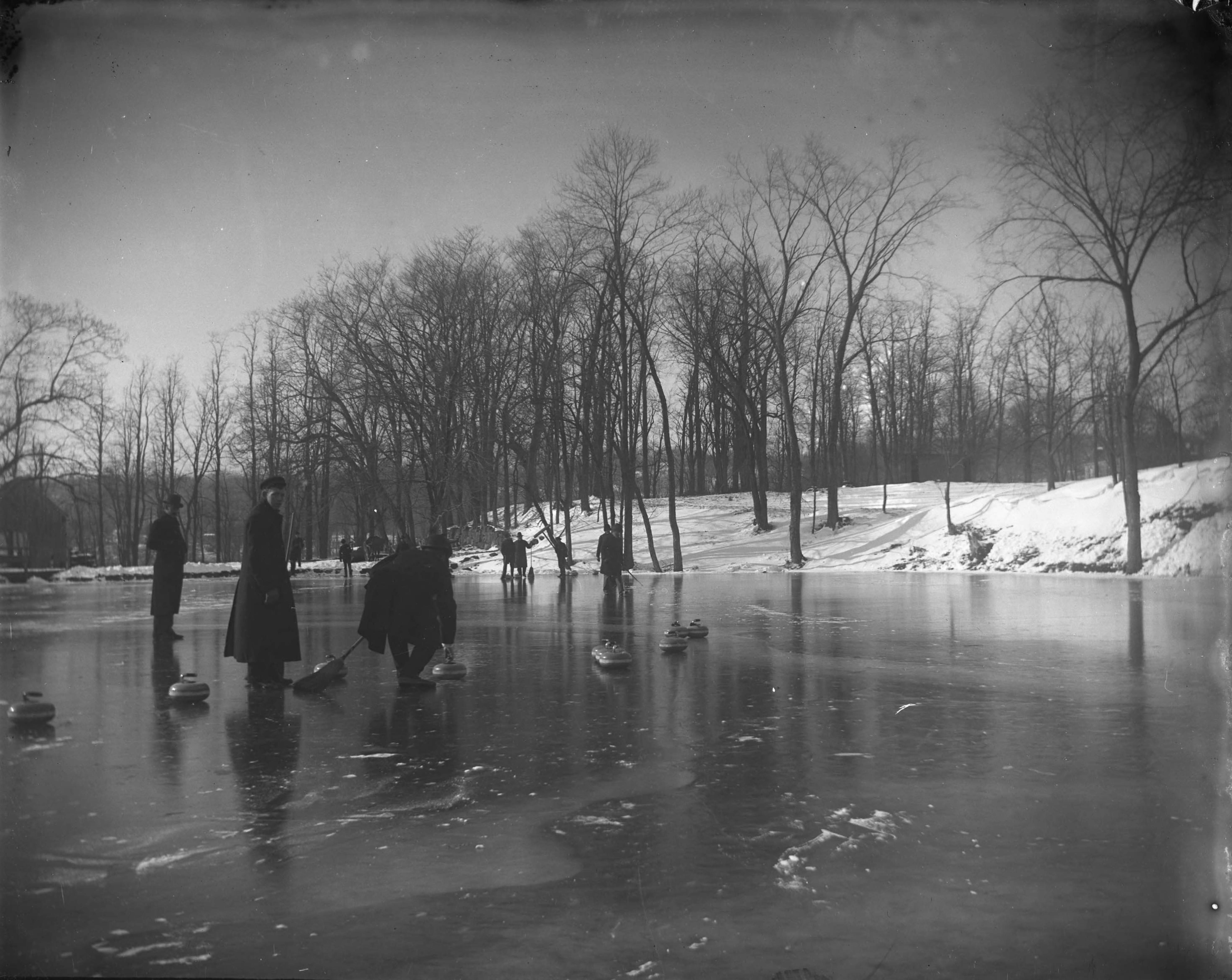 Curling on Van Cortlandt Lake, Van Cortlandt Park, Bronx, N.Y., February 1902.